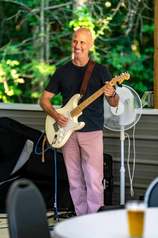 Jamal Daoud - Guitar